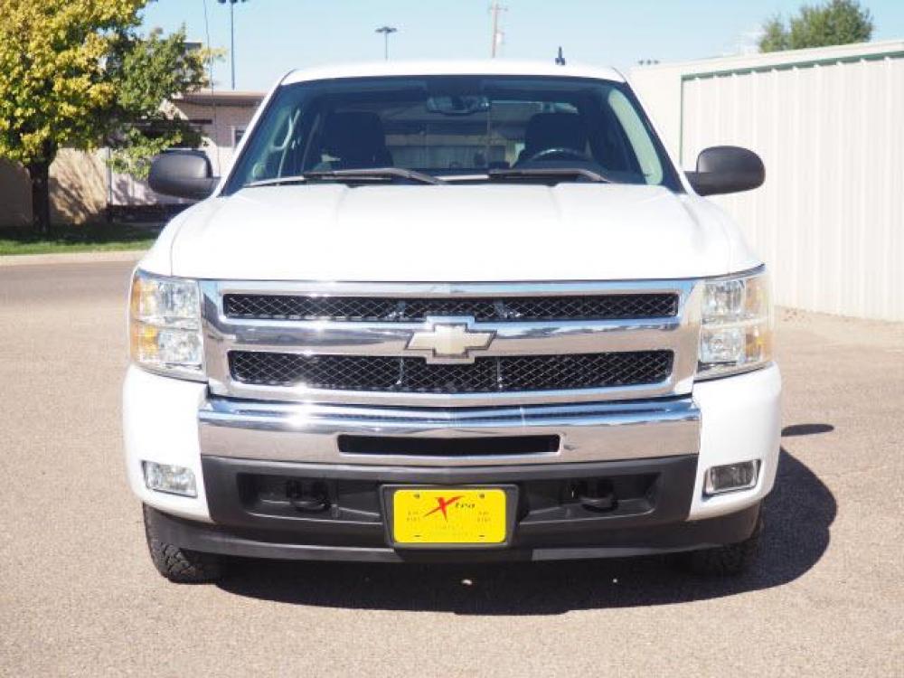 2009 Summit White Chevrolet Silverado 1500 LT (3GCEK23M99G) with an 5.3 8 Cylinder Fuel Injected engine, Automatic transmission, located at 1401 N. Hobart, Pampa, TX, 79065, (806) 665-9872, 35.549641, -100.971878 - Photo #1