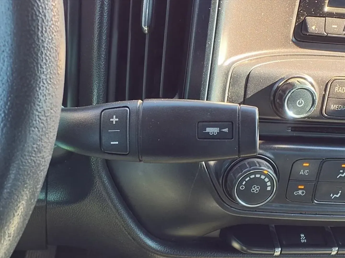 2014 Fire Red Gcn GMC Sierra 1500 Base Double Cab 4WD (1GTV2TEH8EZ) with an Other engine, Automatic transmission, located at 1401 N. Hobart, Pampa, TX, 79065, (806) 665-9872, 35.549953, -100.975098 - **Rev Up Your Adventures with the 2014 GMC Sierra 1500 Perfect for Weekend Warriors and Growing Families!**<br /> <br /> If you're on the hunt for a reliable, spacious truck that can keep up with your adventurous lifestyle, look no further than this 2014 GMC Sierra 1500, available now at Xtra Auto - Photo#6