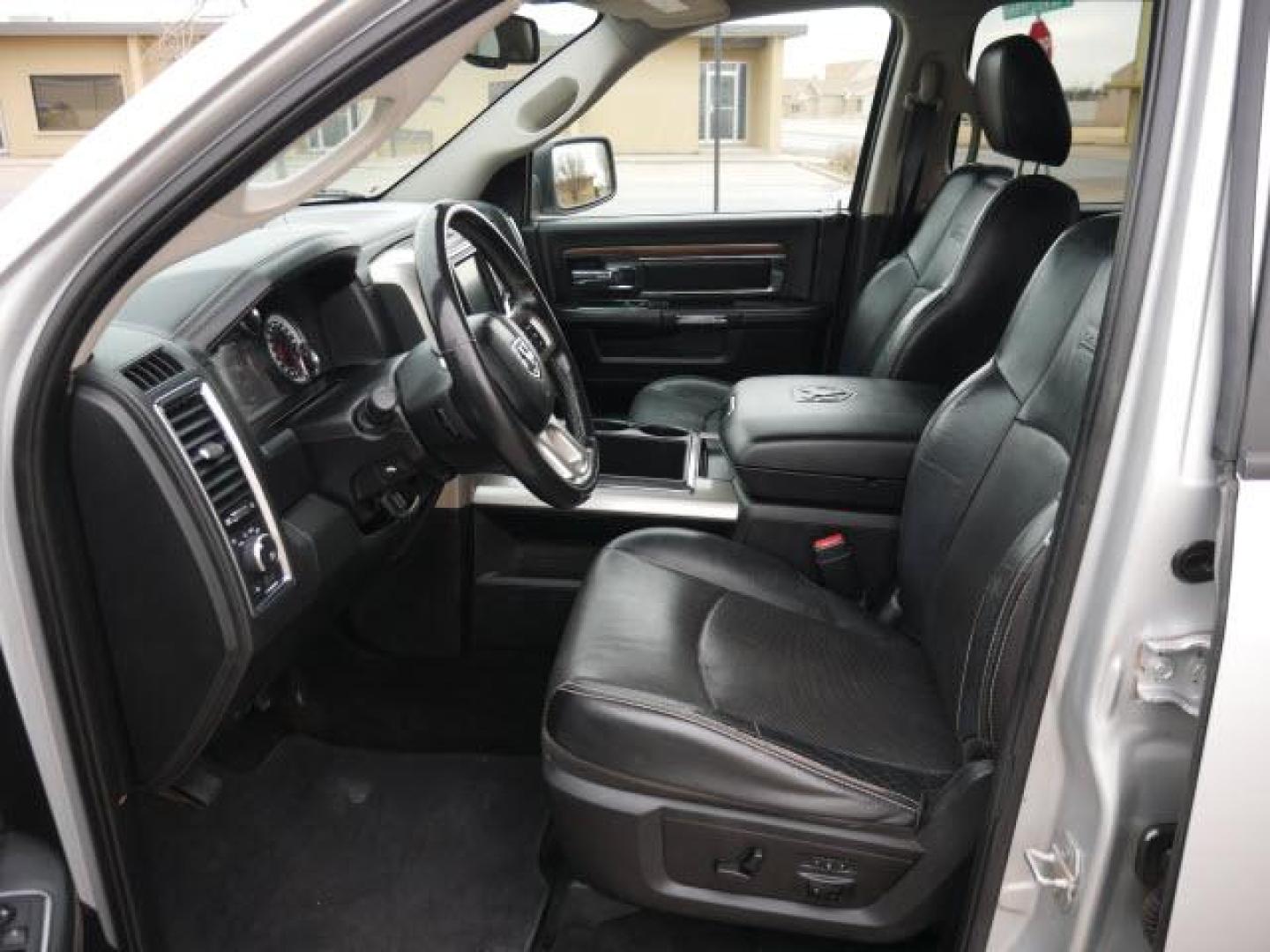 2015 Bright Silver Metallic Clear Coat RAM 1500 Laramie (1C6RR7NM2FS) with an 3.0 6 Cylinder Common Rail Direct Injection engine, Automatic transmission, located at 1401 N. Hobart, Pampa, TX, 79065, (806) 665-9872, 35.549953, -100.975098 - Photo#10