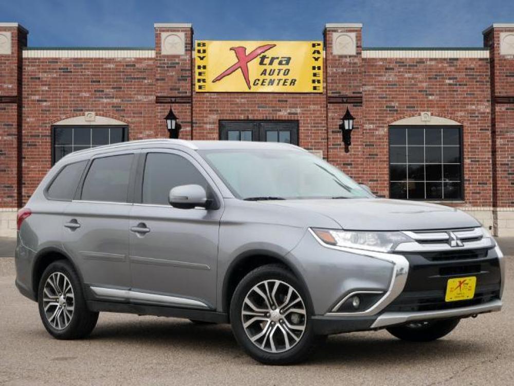 2017 Mercury Gray Metallic Mitsubishi Outlander SEL (JA4AD3A34HZ) with an 2.4 4 Cylinder Fuel Injected engine, Automatic transmission, located at 1401 N. Hobart, Pampa, TX, 79065, (806) 665-9872, 35.549641, -100.971878 - Photo #0