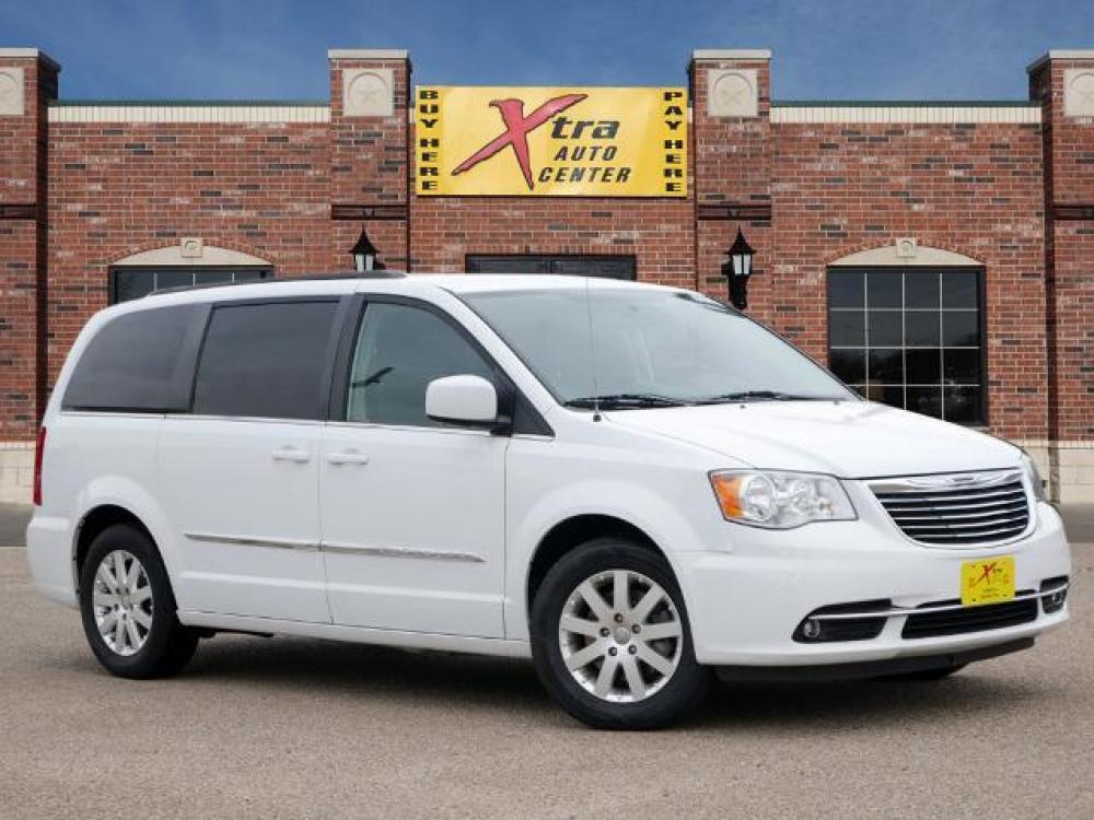 2016 Bright White Clear Coat Chrysler Town and Country Touring (2C4RC1BGXGR) with an 3.6 6 Cylinder Sequential Multiport Fuel Injection engine, Automatic transmission, located at 1401 N. Hobart, Pampa, TX, 79065, (806) 665-9872, 35.549641, -100.971878 - Photo #0