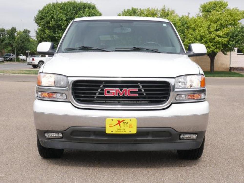 2005 Summit White GMC Yukon XL 1500 SLE (1GKEC16Z15J) with an 5.3 8 Cylinder Fuel Injected engine, Automatic transmission, located at 1401 N. Hobart, Pampa, TX, 79065, (806) 665-9872, 35.549641, -100.971878 - Photo #1