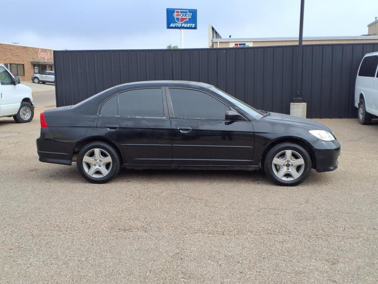 2004 Nighthawk Black Pearl Bk Honda Civic EX (JHMES26744S) with an 1.7L 1L NA I4 single overhead cam (SOHC) 16V Fuel Injected engine, 4-Speed Automatic transmission, located at 1401 N. Hobart, Pampa, TX, 79065, (806) 665-9872, 35.549953, -100.975098 - Photo#2