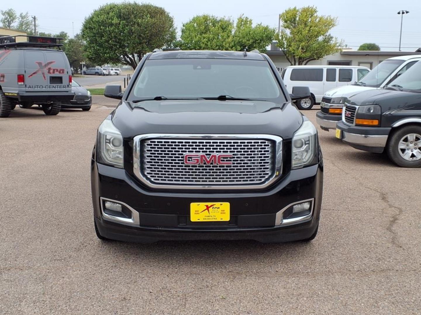 2015 Onyx Black Gba GMC Yukon Denali (1GKS1CKJ8FR) with an 6.2L EcoTec3 6.2L V8 420hp 460ft. lbs. Direct Injection engine, Automatic transmission, located at 1401 N. Hobart, Pampa, TX, 79065, (806) 665-9872, 35.549953, -100.975098 - Photo#1