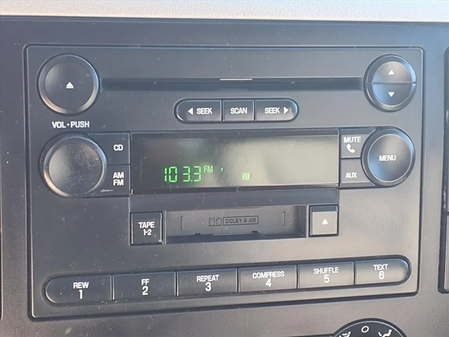 2004 Matador Red Clearcoat Metallic MERCURY MONTEREY (2MRZA20254B) with an 4.2L engine, Automatic transmission, located at 1401 N. Hobart, Pampa, TX, 79065, (806) 665-9872, 35.549953, -100.975098 - **Discover Adventure and Family Comfort with the 2004 Mercury Monterey at Xtra Auto Center!**<br /> <br /> Are you in search of a reliable vehicle that perfectly accommodates family road trips and weekend getaways? Look no further than this stunning 2004 Mercury Monterey! With a spacious interior, c - Photo#5