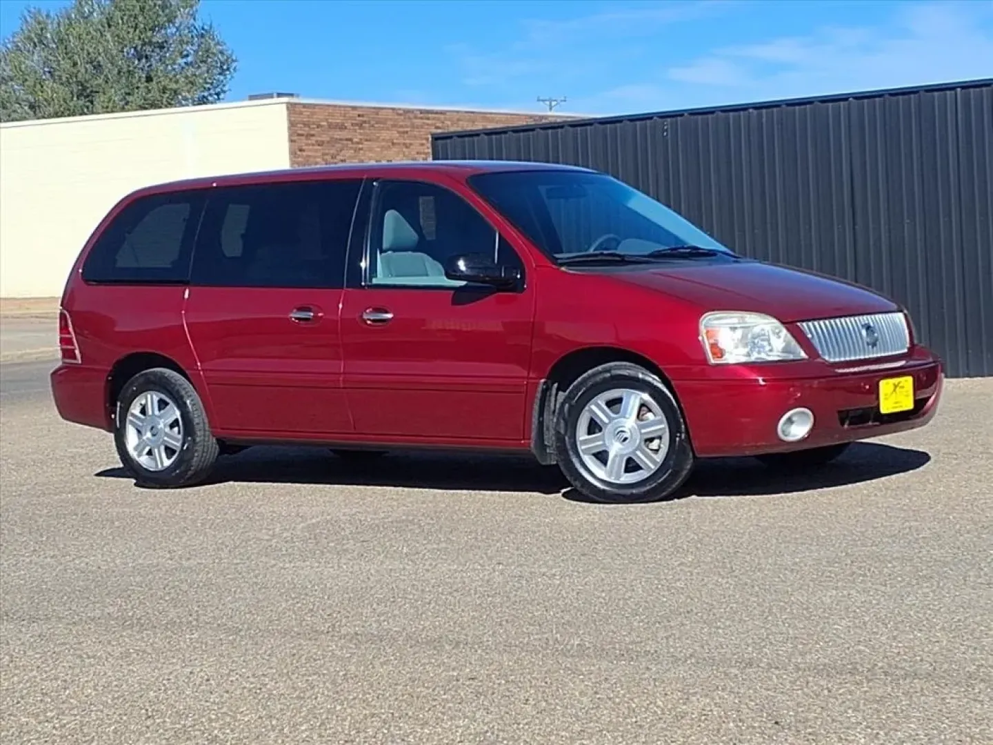 2004 Matador Red Clearcoat Metallic Mercury Monterey Convenience (2MRZA20254B) with an Other engine, located at 1401 N. Hobart, Pampa, TX, 79065, (806) 665-9872, 35.549953, -100.975098 - **Discover Adventure and Family Comfort with the 2004 Mercury Monterey at Xtra Auto Center!**<br /> <br /> Are you in search of a reliable vehicle that perfectly accommodates family road trips and weekend getaways? Look no further than this stunning 2004 Mercury Monterey! With a spacious interior, c - Photo#0