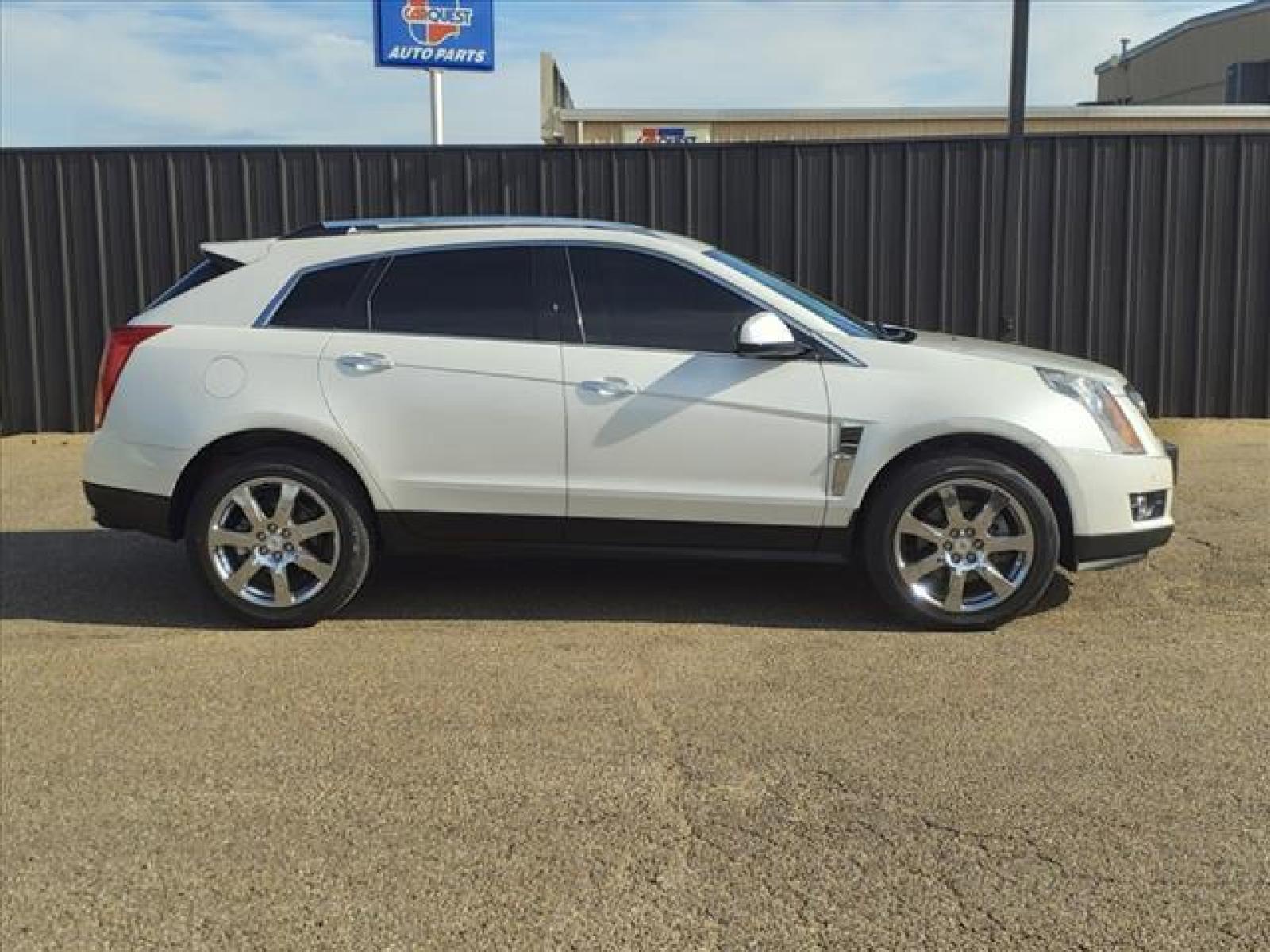 2010 Platinum Ice Tricoat Cadillac SRX Performance Collection (3GYFNBEYXAS) with an 3.0L 3.0L V6 265hp 223ft. lbs. Fuel Injected engine, 6-Speed Shiftable Automatic transmission, located at 1401 N. Hobart, Pampa, TX, 79065, (806) 665-9872, 35.549641, -100.971878 - Photo #2