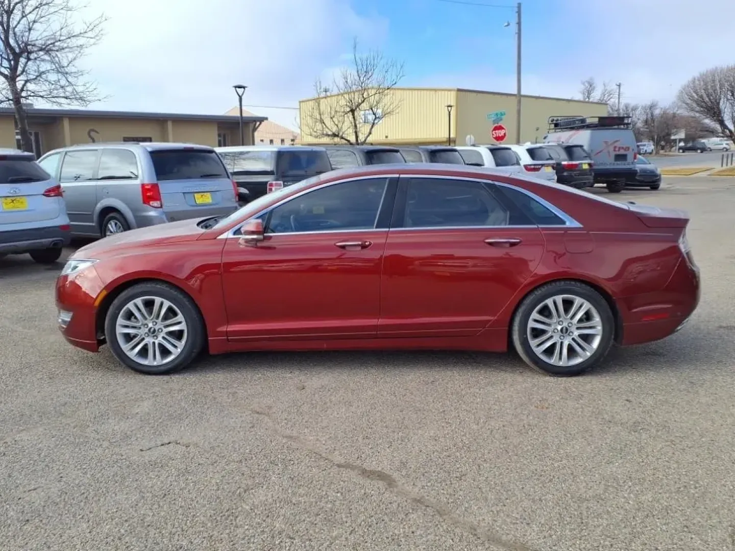 2014 Sunset Metallic D7 Lincoln MKZ FWD (3LN6L2GK5ER) with an Other engine, Automatic transmission, located at 1401 N. Hobart, Pampa, TX, 79065, (806) 665-9872, 35.549953, -100.975098 - **Elevate Your Driving Experience with the 2014 Lincoln MKZ Perfect for Daily Commutes and Weekend Getaways!**<br /> <br /> Are you seeking a vehicle that fuses luxury with practicality? Look no further than this stunning 2014 Lincoln MKZ, available now at Xtra Auto Center in Pampa, TX. This sedan - Photo#4