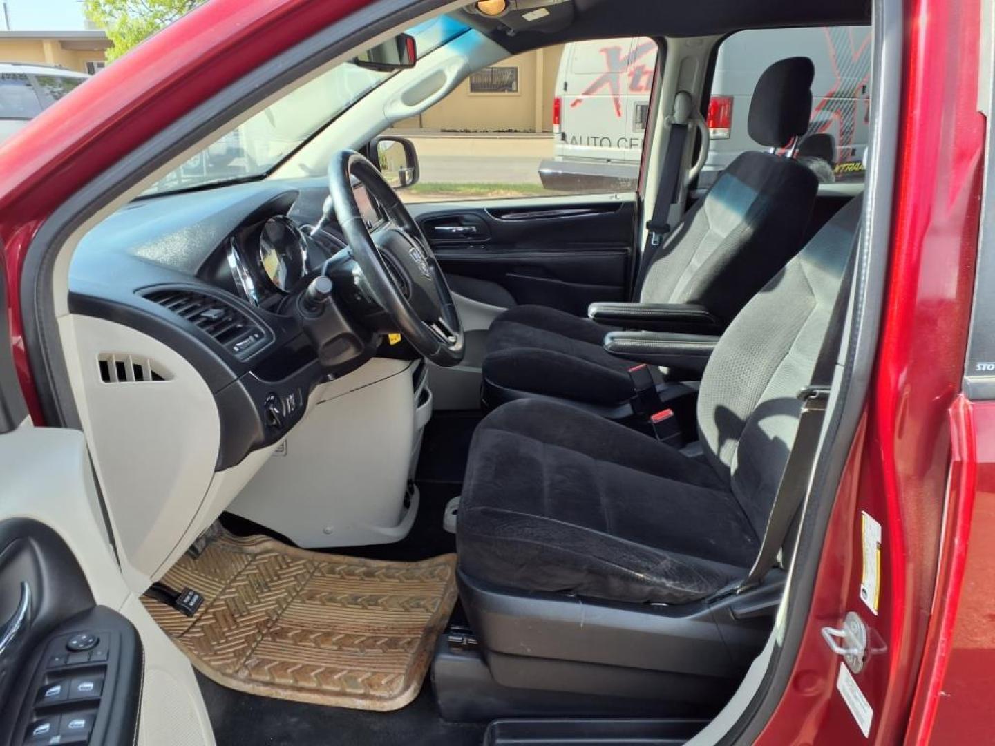 2014 Deep Cherry Red Crystal Pearl Coat Prp Dodge Grand Caravan SE 30th Anniversary (2C4RDGBG8ER) with an 3.6L Pentastar 3.6L Flex Fuel V6 283hp 260ft. lbs. Sequential Multiport Fuel Injection engine, 6-Speed Shiftable Automatic transmission, located at 1401 N. Hobart, Pampa, TX, 79065, (806) 665-9872, 35.549953, -100.975098 - Photo#9