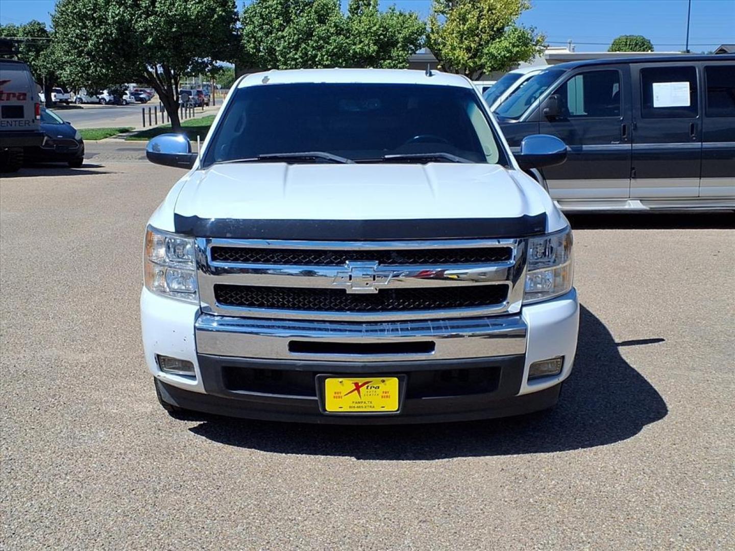 2009 Summit White Chevrolet Silverado 1500 LT (3GCEC23039G) with an 5.3L Iron Block 5.3L Flex Fuel V8 315hp 338ft. lbs. Fuel Injected engine, 6-Speed Shiftable Automatic transmission, located at 1401 N. Hobart, Pampa, TX, 79065, (806) 665-9872, 35.549953, -100.975098 - Photo#1