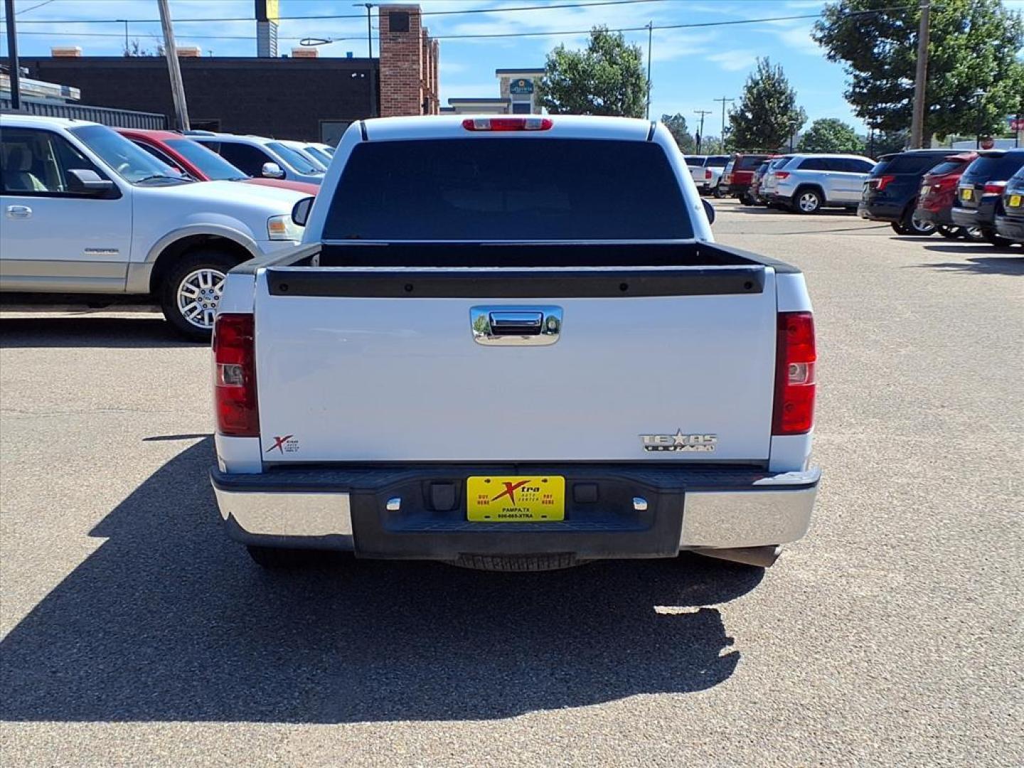 2009 Summit White Chevrolet Silverado 1500 LT (3GCEC23039G) with an 5.3L Iron Block 5.3L Flex Fuel V8 315hp 338ft. lbs. Fuel Injected engine, 6-Speed Shiftable Automatic transmission, located at 1401 N. Hobart, Pampa, TX, 79065, (806) 665-9872, 35.549953, -100.975098 - Photo#3