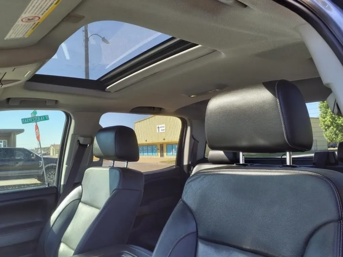 2016 Light Steel Gray Metallic GMC Sierra 3500HD SLT Crew Cab 4WD (1GT12TE85GF) with an Other engine, located at 1401 N. Hobart, Pampa, TX, 79065, (806) 665-9872, 35.549953, -100.975098 - **Elevate Your Adventure with the 2016 GMC Sierra 3500HD SLT Crew Cab 4WD Available Now at Xtra Auto Center in Pampa, TX!**<br /> <br /> Looking for a dependable vehicle that can handle your weekend adventures or serve as a reliable workhorse during the week? The 2016 GMC Sierra 3500HD SLT Crew Cab - Photo#5