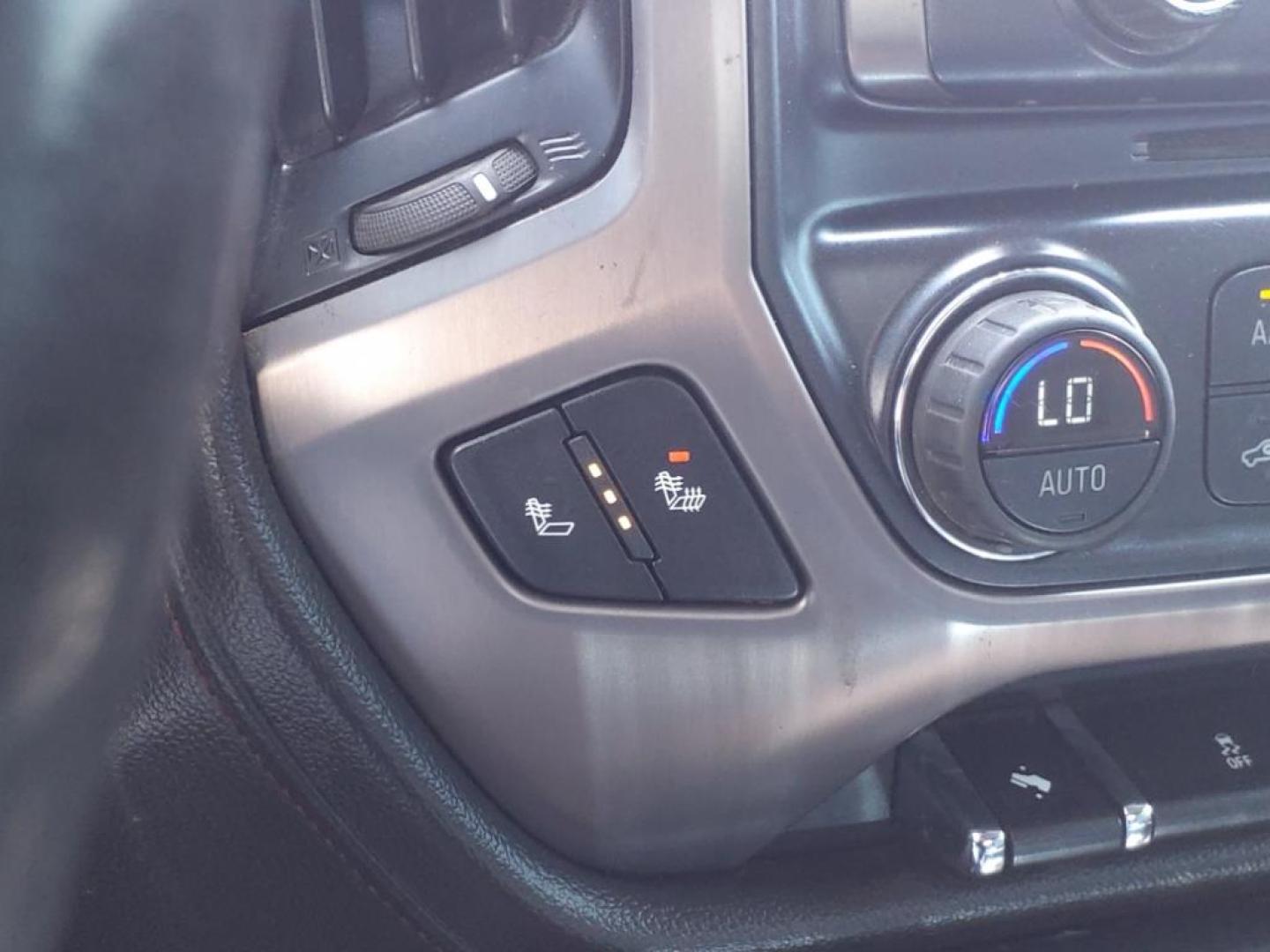 2014 Onyx Black GMC Sierra 1500 SLT (3GTU2VEC9EG) with an 5.3L EcoTec3 5.3L Flex Fuel V8 355hp 383ft. lbs. Direct Injection engine, 6-Speed Shiftable Automatic w/Overdrive transmission, located at 1401 N. Hobart, Pampa, TX, 79065, (806) 665-9872, 35.549953, -100.975098 - Photo#7