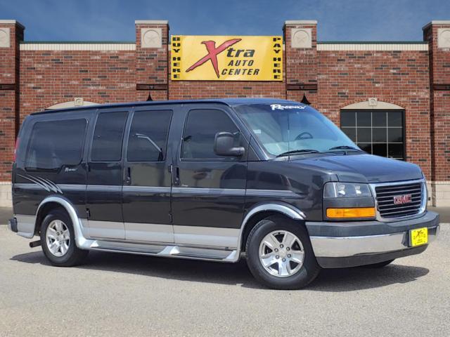 photo of 2003 GMC Savana Passenger