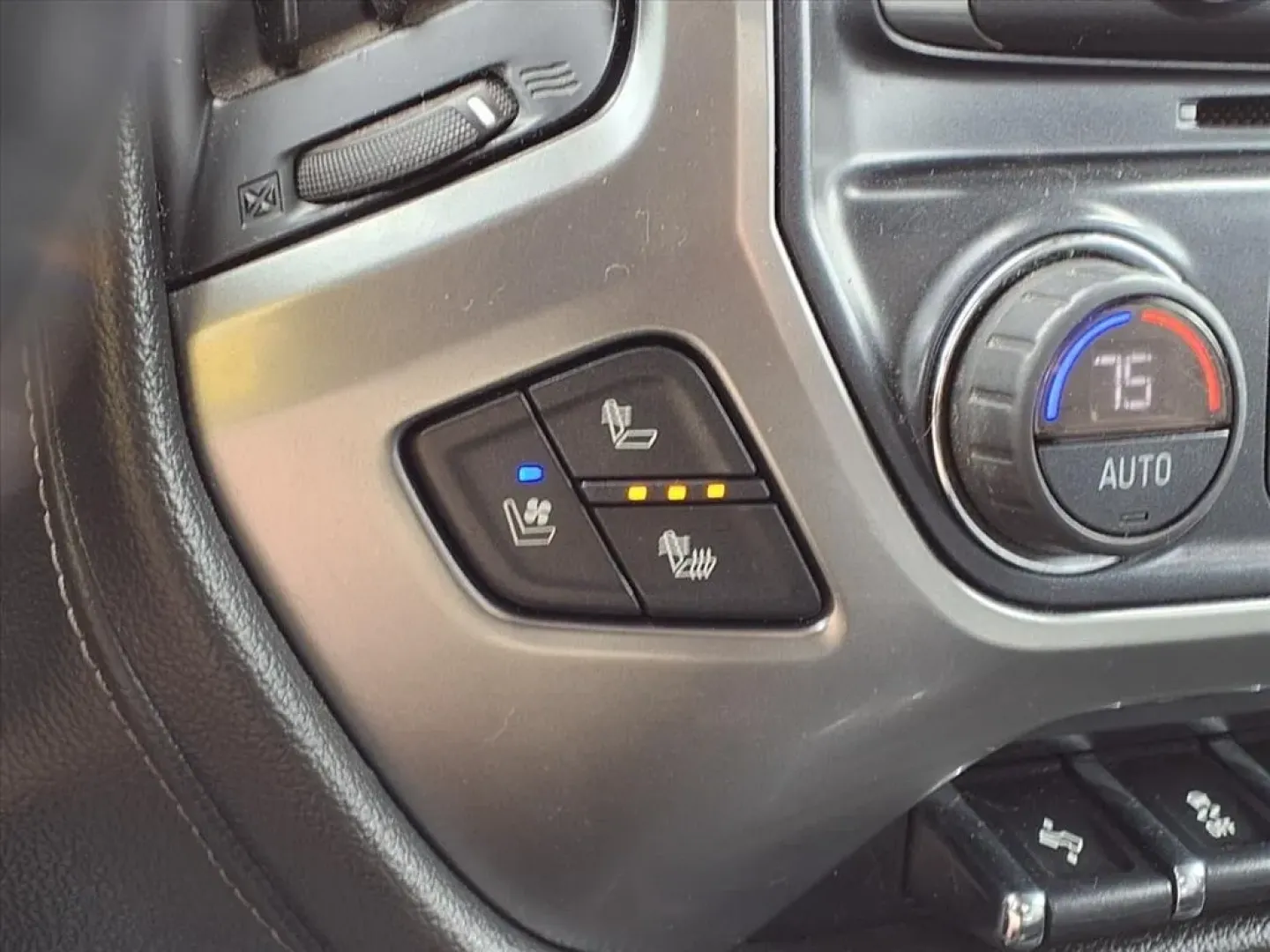 2017 Summit White Chevrolet Silverado 2500HD LTZ Crew Cab Long Box 4WD (1GC1KWEY7HF) with an Other engine, located at 1401 N. Hobart, Pampa, TX, 79065, (806) 665-9872, 35.549953, -100.975098 - **Unleash Your Adventurous Spirit with the 2017 Chevrolet Silverado 2500HD LTZ Crew Cab!**<br /> <br /> Are you ready to tackle the toughest jobs and weekend adventures with confidence? The 2017 Chevrolet Silverado 2500HD LTZ Crew Cab is your perfect partner for both work and play. With its impressi - Photo#10