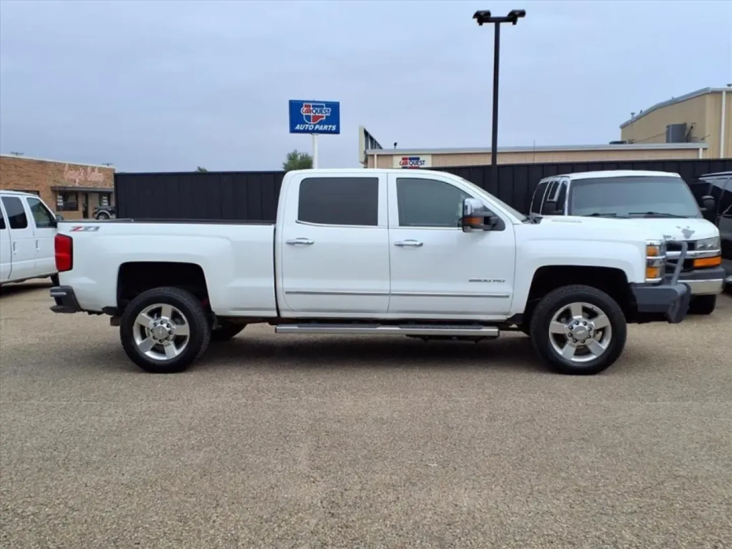 2017 Summit White Chevrolet Silverado 2500HD LTZ Crew Cab 4WD (1GC1KWEY7HF) with an Other engine, Automatic transmission, located at 1401 N. Hobart, Pampa, TX, 79065, (806) 665-9872, 35.549953, -100.975098 - **Unleash Your Adventurous Spirit with the 2017 Chevrolet Silverado 2500HD LTZ Crew Cab!**<br /> <br /> Are you ready to tackle the toughest jobs and weekend adventures with confidence? The 2017 Chevrolet Silverado 2500HD LTZ Crew Cab is your perfect partner for both work and play. With its impressi - Photo#2
