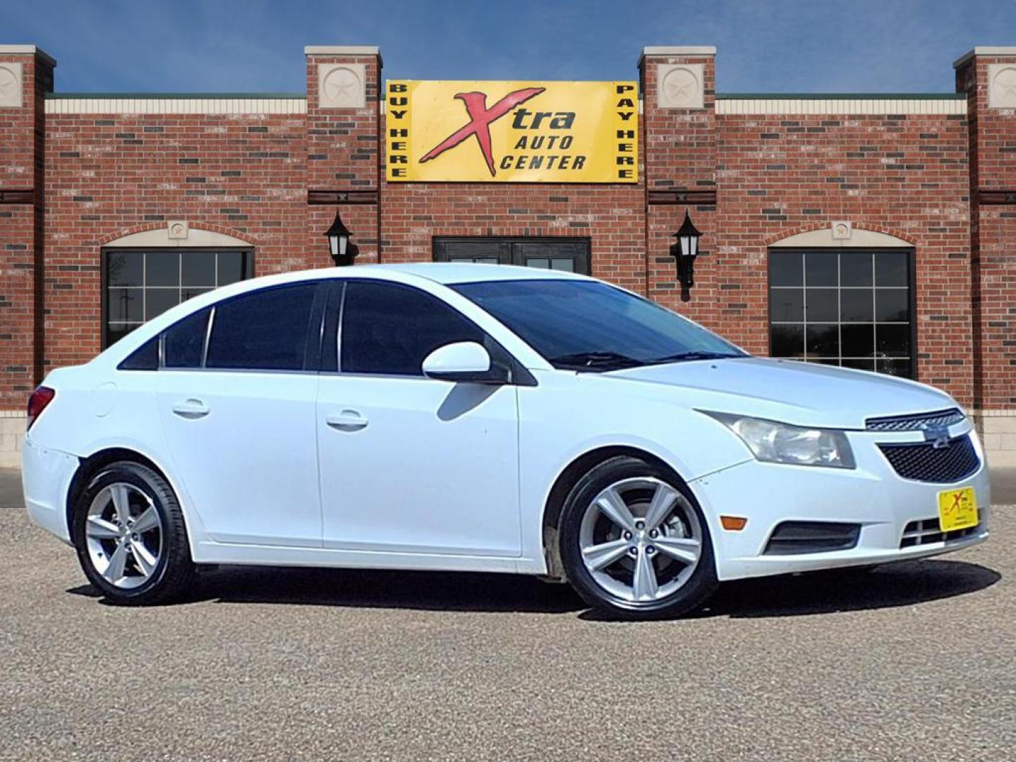 2014 Summit White Chevrolet Cruze 2LT Auto (1G1PE5SB1E7) with an 1.4L Ecotec 1.4L Turbo I4 138hp 148ft. lbs. Sequential Multiport Fuel Injection engine, 6-Speed Shiftable Automatic transmission, located at 1401 N. Hobart, Pampa, TX, 79065, (806) 665-9872, 35.549953, -100.975098 - Photo#0