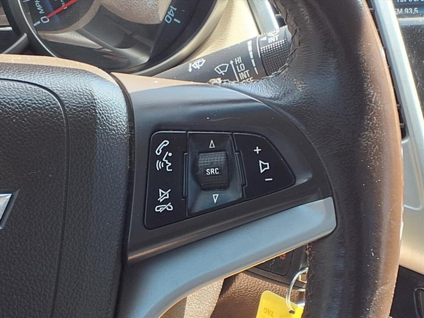 2014 Summit White Chevrolet Cruze 2LT Auto (1G1PE5SB1E7) with an 1.4L Ecotec 1.4L Turbo I4 138hp 148ft. lbs. Sequential Multiport Fuel Injection engine, 6-Speed Shiftable Automatic transmission, located at 1401 N. Hobart, Pampa, TX, 79065, (806) 665-9872, 35.549953, -100.975098 - Photo#7