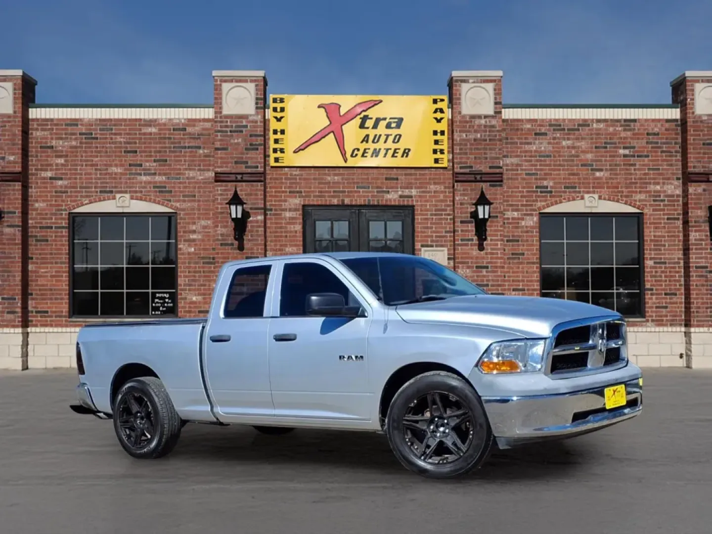 2010 Bright Silver Metallic Clear Coat Ps2 Dodge RAM 1500 (1D7RB1GK9AS) with an 3.7L engine, Automatic transmission, located at 1401 N. Hobart, Pampa, TX, 79065, (806) 665-9872, 35.549953, -100.975098 - Need a dependable truck for the daily grind in the Texas Panhandle-hauling supplies to the jobsite, towing a small trailer for weekend projects, or loading up for a Lake Meredith getaway? This **2010 Dodge Ram 1500 Laramie Quad Cab 2WD** is built for real life: roomy for passengers, practical for wo - Photo#0