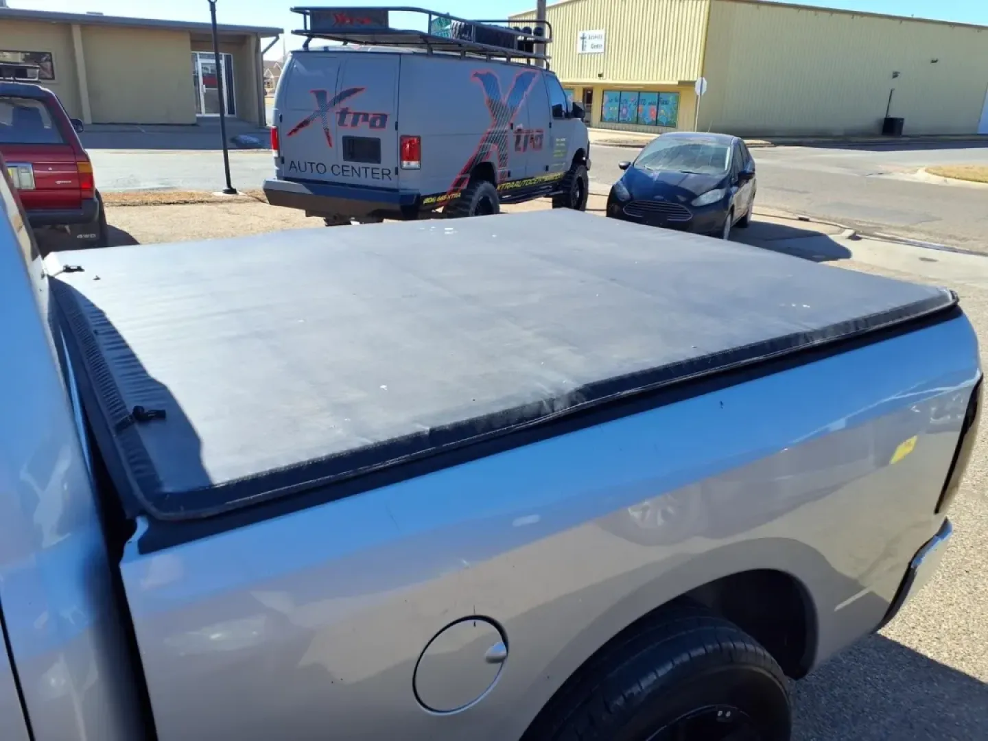2010 Bright Silver Metallic Clear Coat Ps2 Dodge RAM 1500 (1D7RB1GK9AS) with an 3.7L engine, Automatic transmission, located at 1401 N. Hobart, Pampa, TX, 79065, (806) 665-9872, 35.549953, -100.975098 - Need a dependable truck for the daily grind in the Texas Panhandle-hauling supplies to the jobsite, towing a small trailer for weekend projects, or loading up for a Lake Meredith getaway? This **2010 Dodge Ram 1500 Laramie Quad Cab 2WD** is built for real life: roomy for passengers, practical for wo - Photo#5